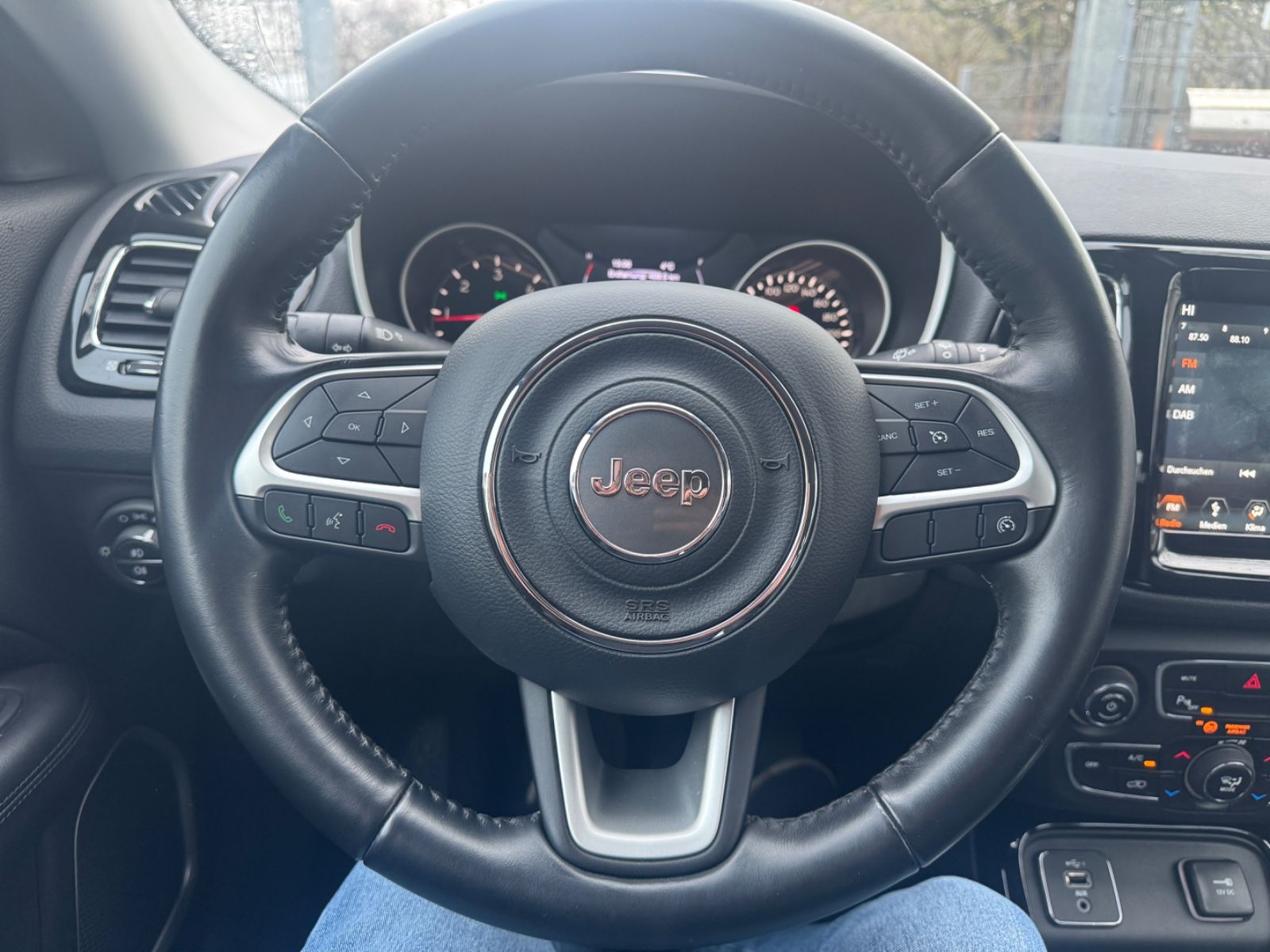 Fahrzeugabbildung Jeep Compass Longitude Leder+Navi+Kamera