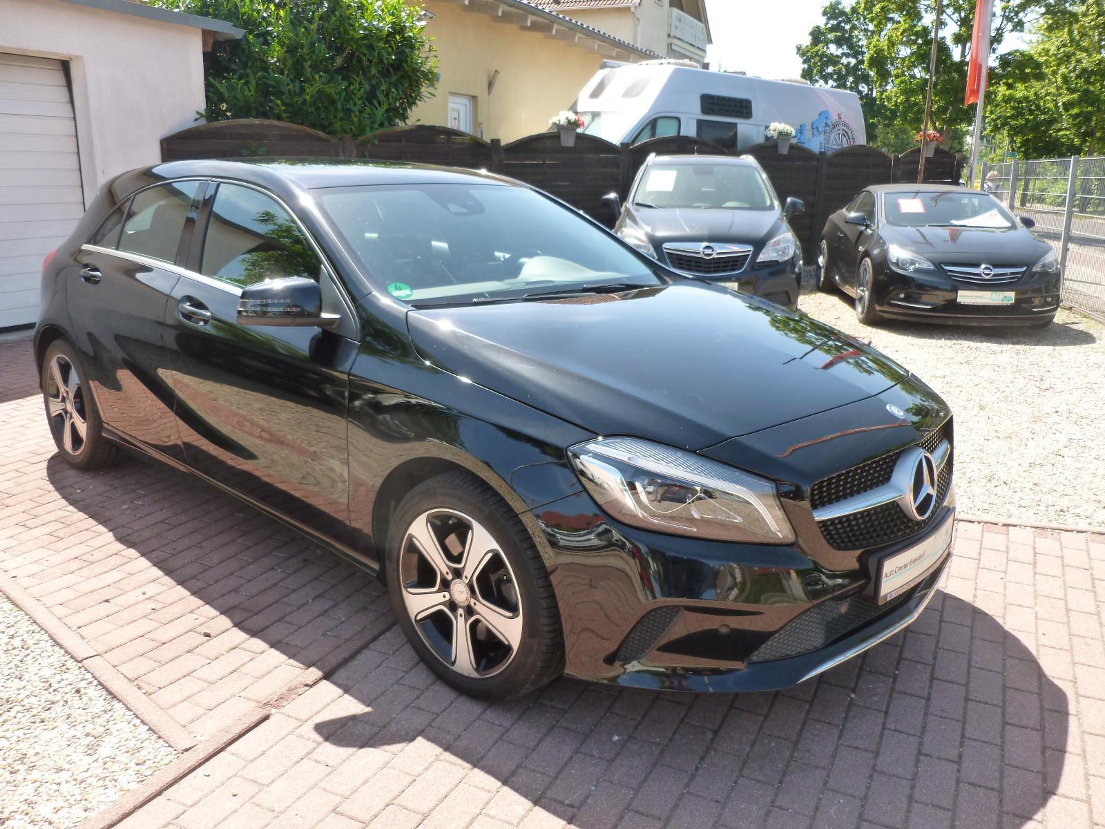 Mercedes-Benz A 250 Urban LED/H-K/Navi/Business/RFK
