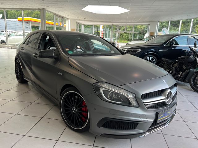 Mercedes-Benz A 45 AMG 4Matic*MATT-GRAU*PERFORMANCE SITZE&AUSP