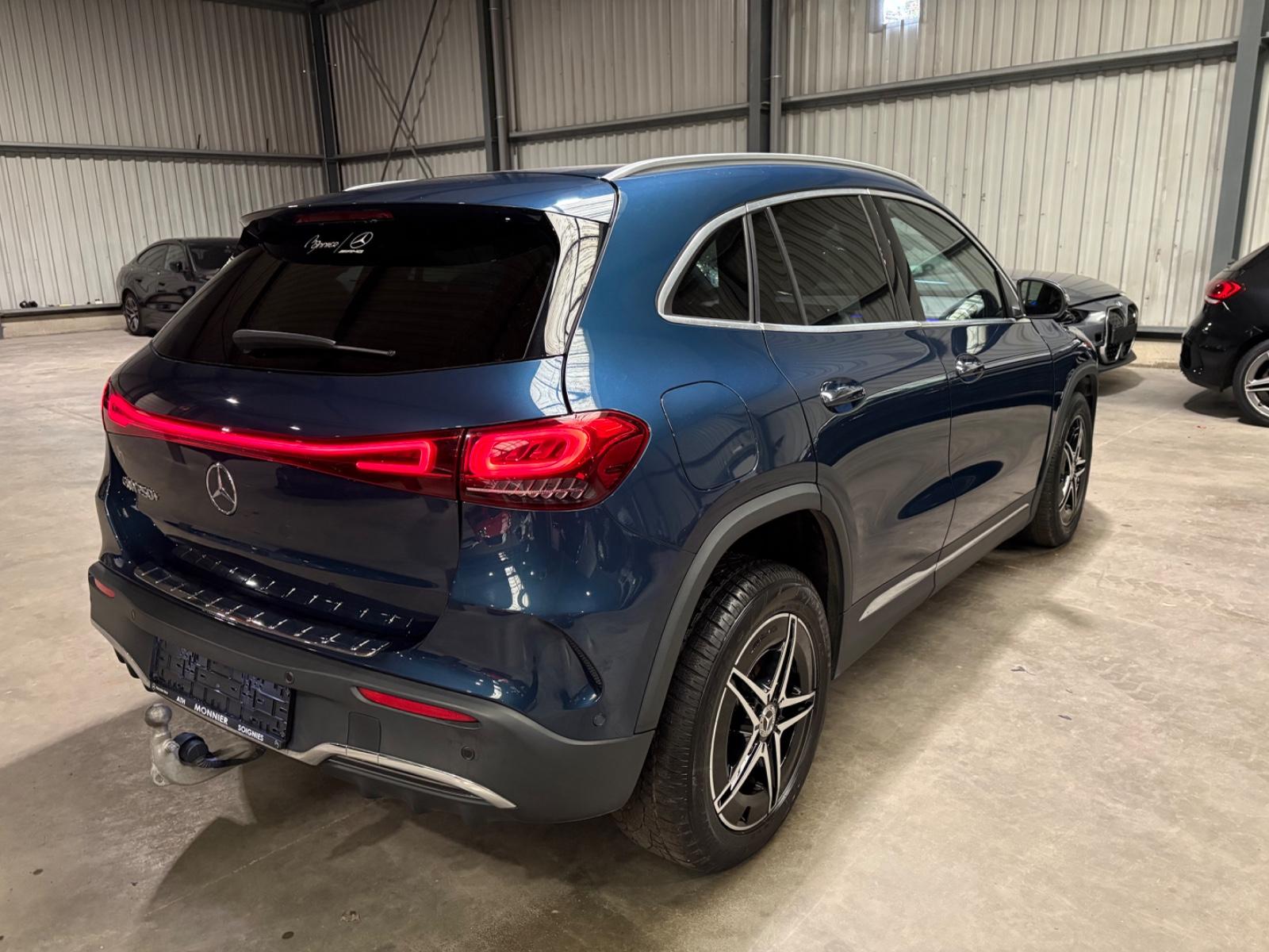 Mercedes-Benz EQA 250+ AMG PAKET  70KWH