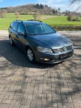 Volkswagen VW Passat Kombi 2,0 TDI  3C B7, Baujahr 09... - Volkswagen: Passat B7 3c