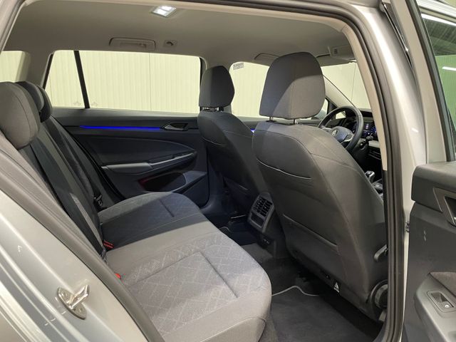 Golf VIII Variant Life 2.0 TDI NAVI ACC