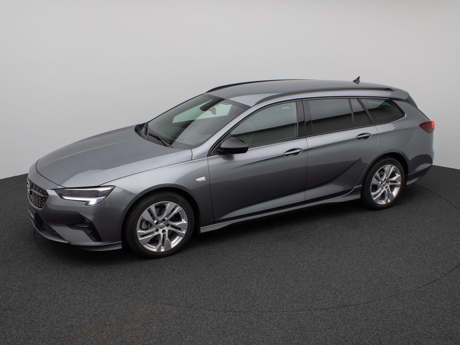 Fahrzeugabbildung Opel Insignia B Sports GSLine Plus 4x4 Kamera HUD AHK