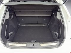 Fahrzeugabbildung DS Automobiles DS 7 1.6 E-Tense 225 Bastille + LEDER & PANO