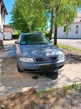 Audi A4 B5 2.8 V6 Quattro - Audi A4 aus 1996: 2.8