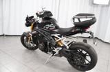 Triumph Speed Triple 1200 RS - Triumph Speed Triple R