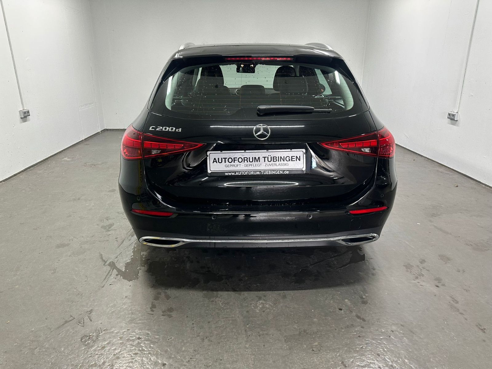 Fahrzeugabbildung Mercedes-Benz C 200 d T Autom. Avantgarde Standheizung