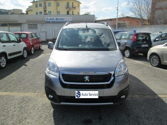 Peugeot PEUGEOT Partner Tepee BlueHDi 120 S&S Outdoor N1