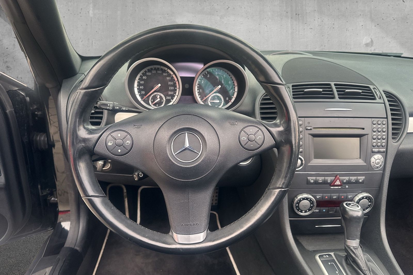 Fahrzeugabbildung Mercedes-Benz SLK 350 Roadster 2Look-Edition