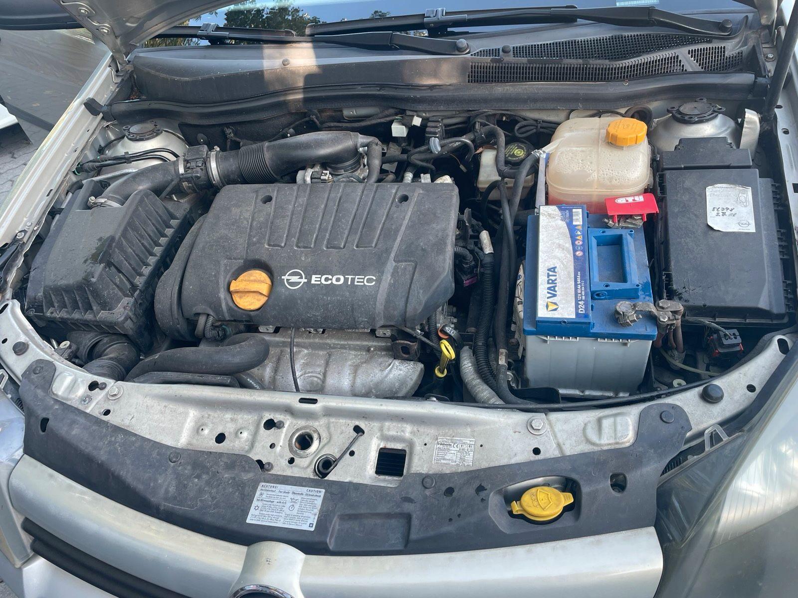 Opel Astra 2005 — photo 7