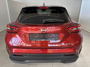 Fotografie des Nissan Juke 1.6 Hybrid 4AMT N-Connecta (2019)