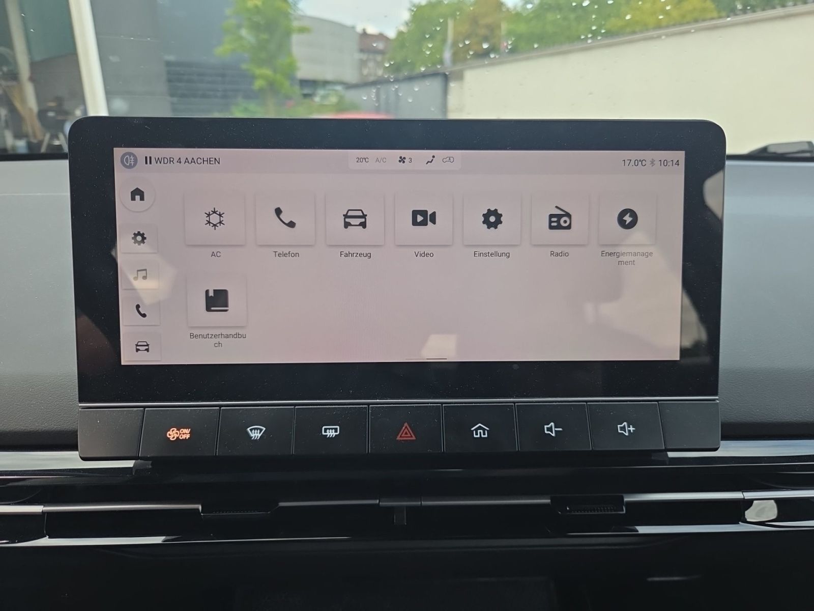 Fahrzeugabbildung MG MG4 4 Standard