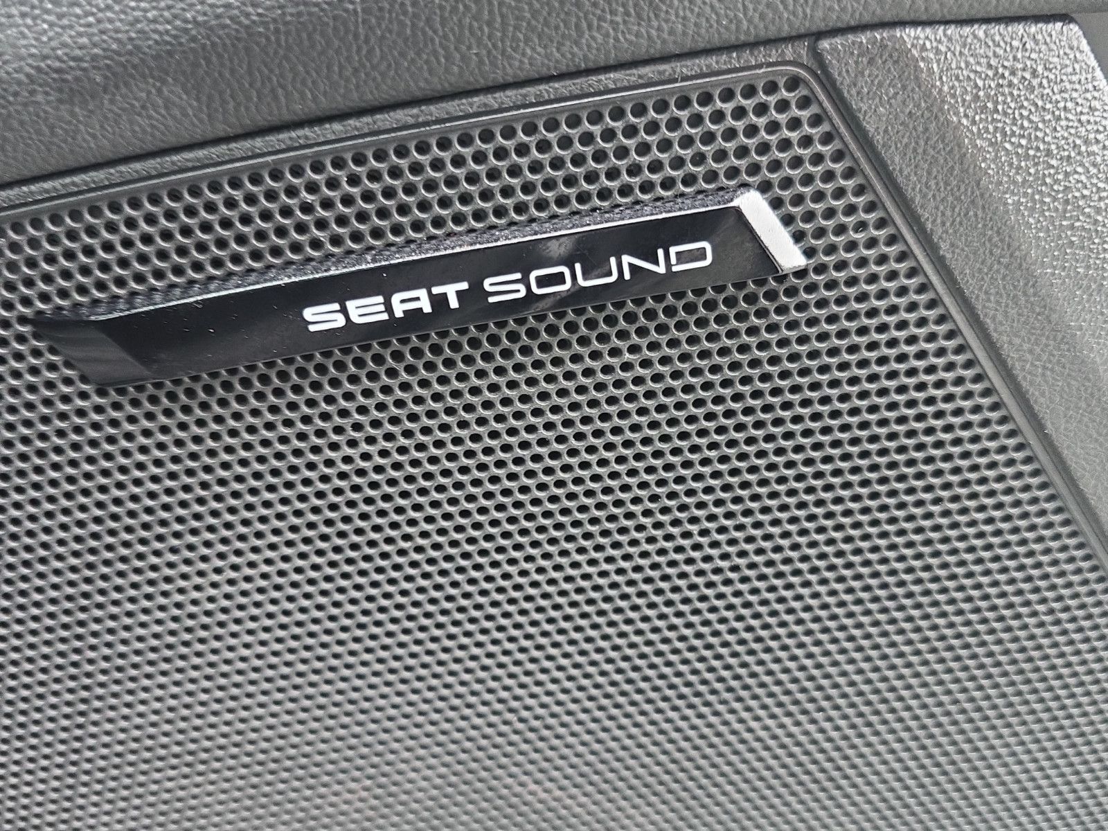Fahrzeugabbildung SEAT Leon ST Style/VOLL LED/SEAT SOUND/FULL LINK/NAVI