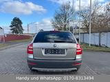 Skoda Octavia Combi Scout 2.0TDI 4X4 Xenon SiH AHK PDC - Skoda Octavia aus 2008: Scout