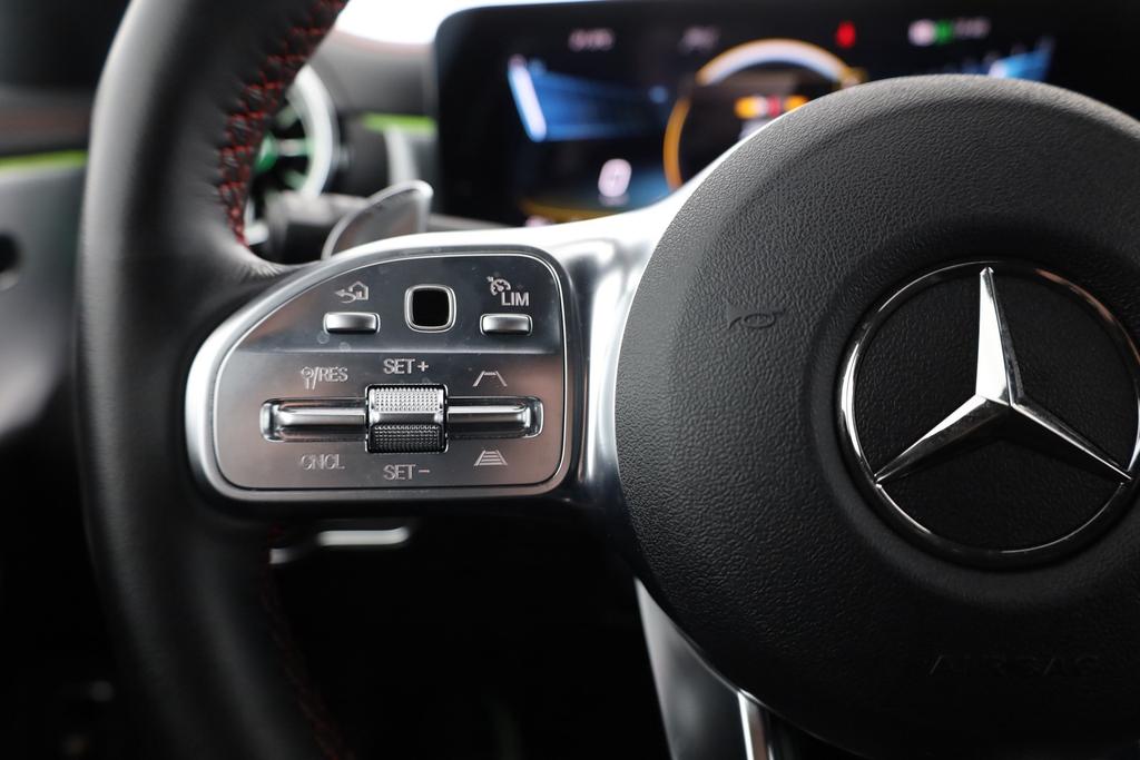 Mercedes-Benz CLA 45 AMG Shooting Brake