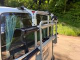 Volkswagen VW T5 Camper Van mit schönem Ausbau - : V mit