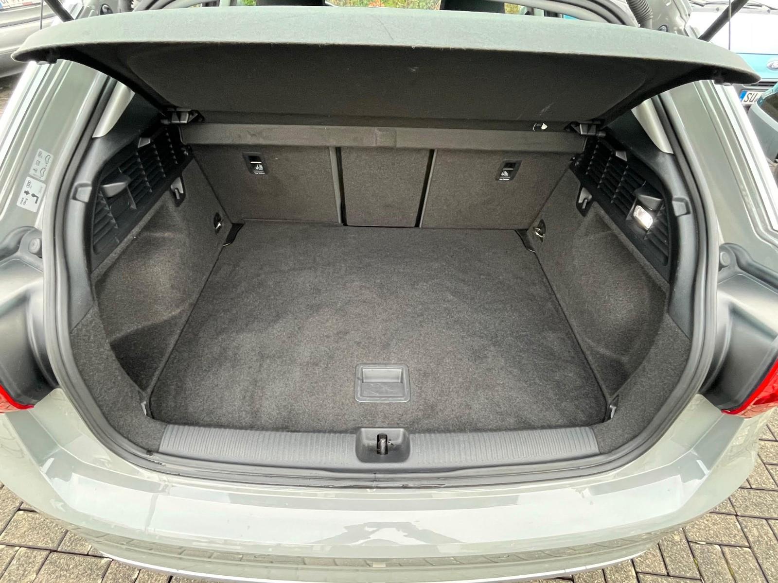 Audi Q2 30 TDI sport, миниатюра 25