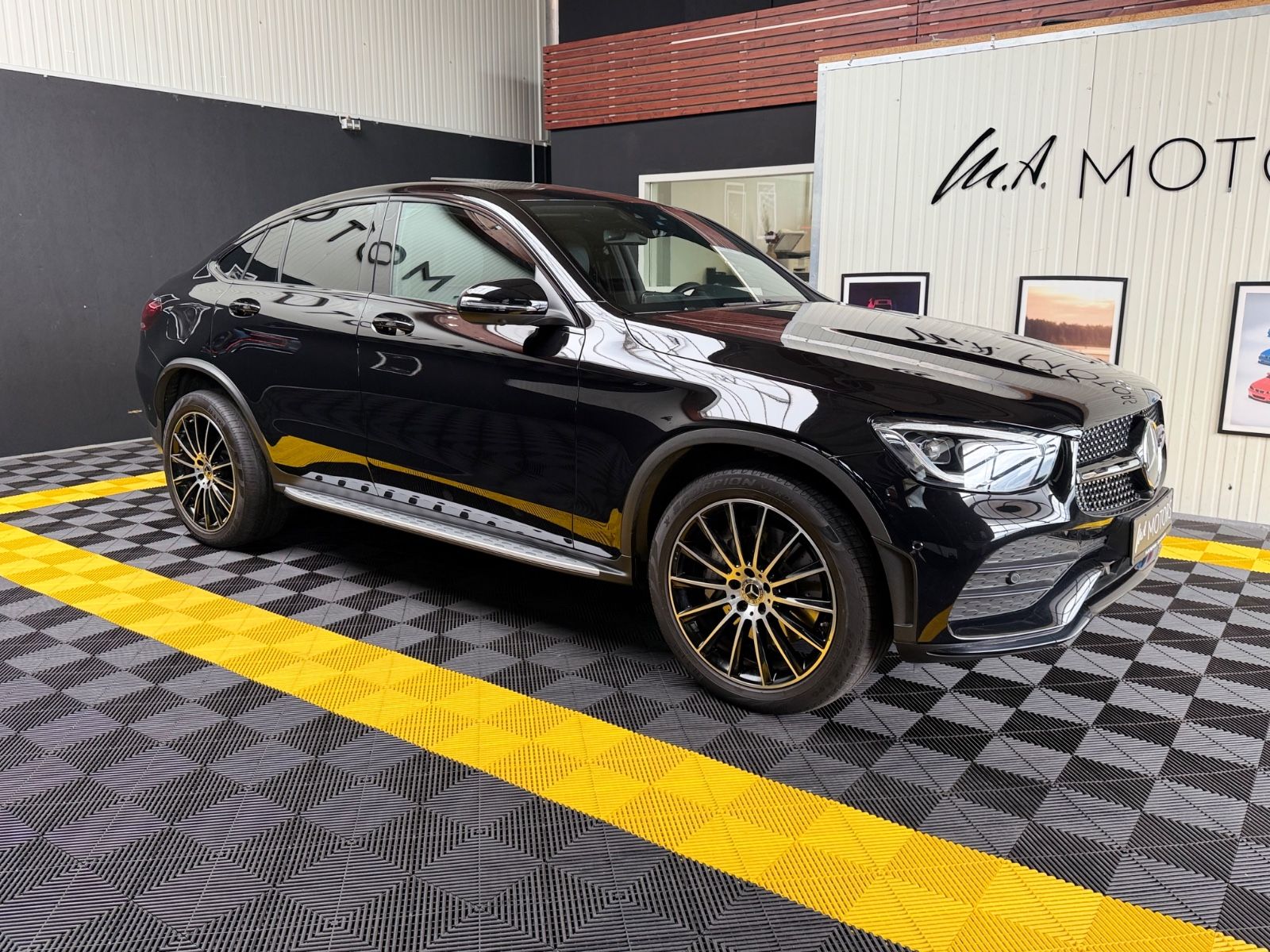 Mercedes-Benz GLC 300 COUPE 4MOT BURMESTER AMG GSD WIDESCREEN foto 17