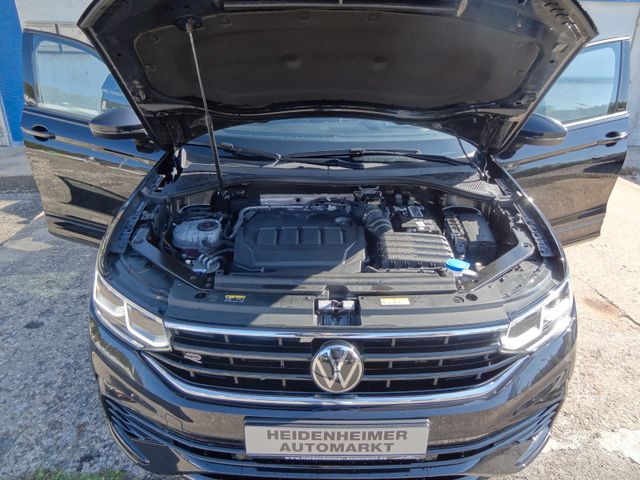 Fahrzeugabbildung Volkswagen Tiguan Allspace R-Line/4x4/HUD/Pano/Matrix/AHK/