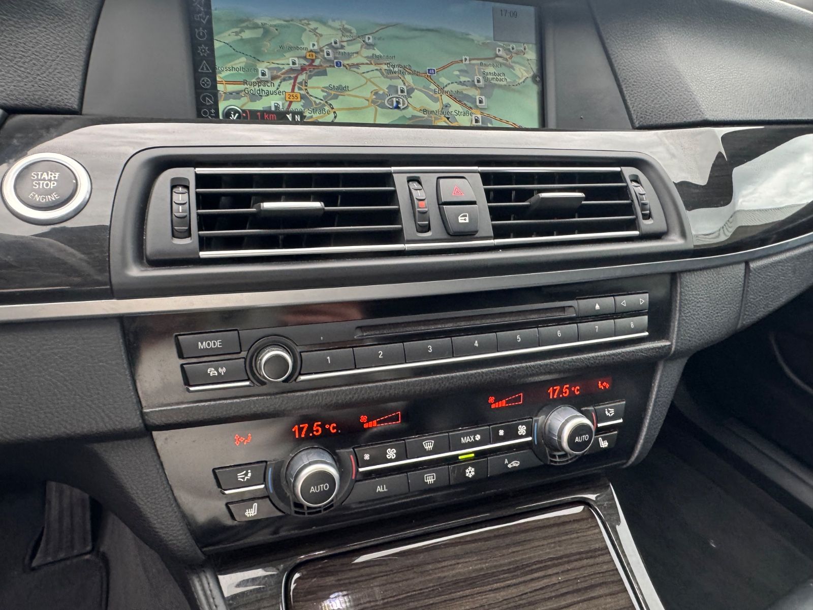 Fahrzeugabbildung BMW 535 d M-Paket/Pano/Leder/R-Cam/ACC/Memory/HUD