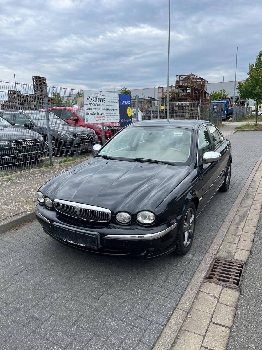 Jaguar X-Type 2.2 D Executive"Xenon"SHZ"Vollleder"