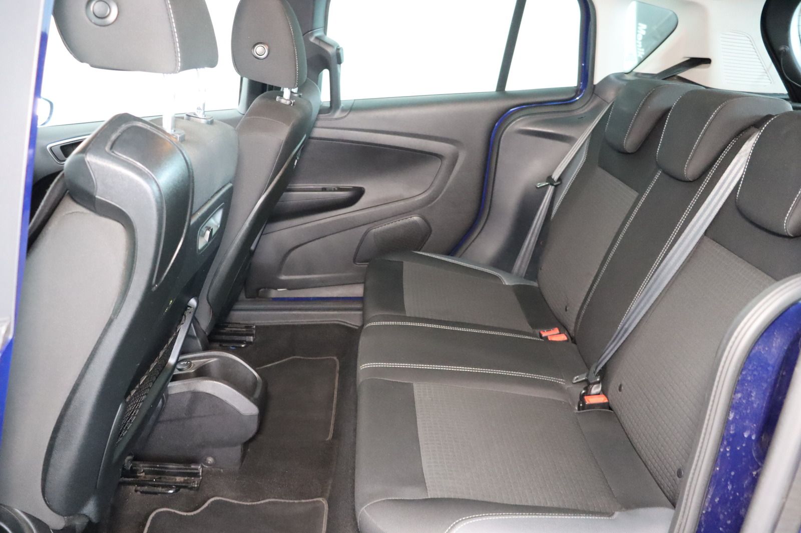 Fahrzeugabbildung Ford B-Max SYNC Edition * Navi * SHZ * PDC
