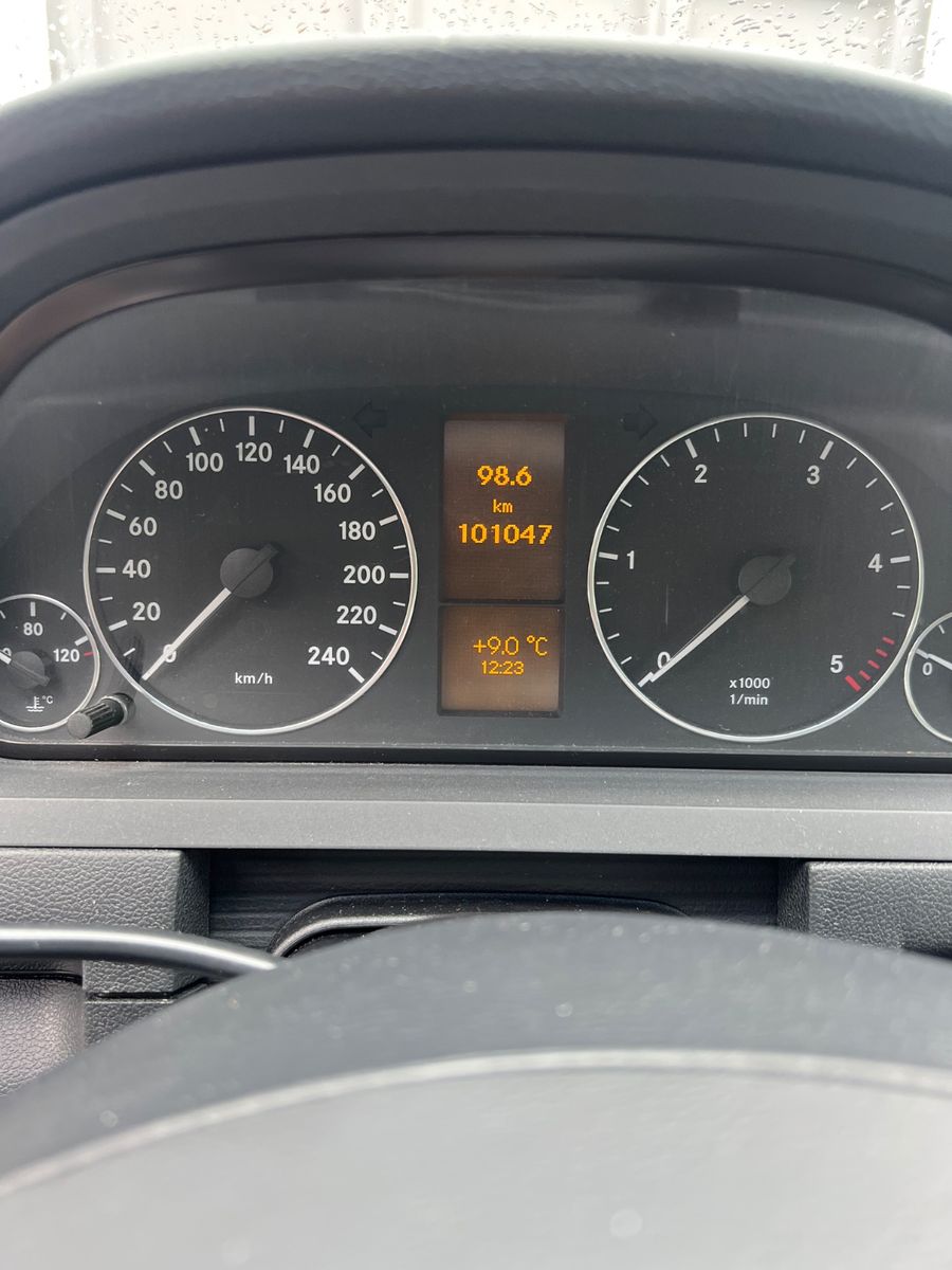 Fahrzeugabbildung Mercedes-Benz A 180 CDI ELEGANCE AUTOMATIK GETRIEBE NOTLAUF