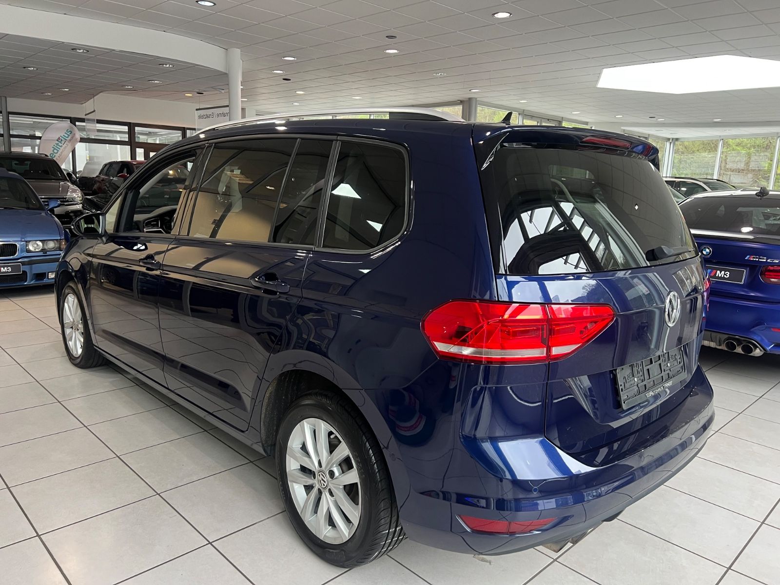 Fahrzeugabbildung Volkswagen Touran Comfortline 2.0TDI DSG ACC*NAVI*ALCANTARA