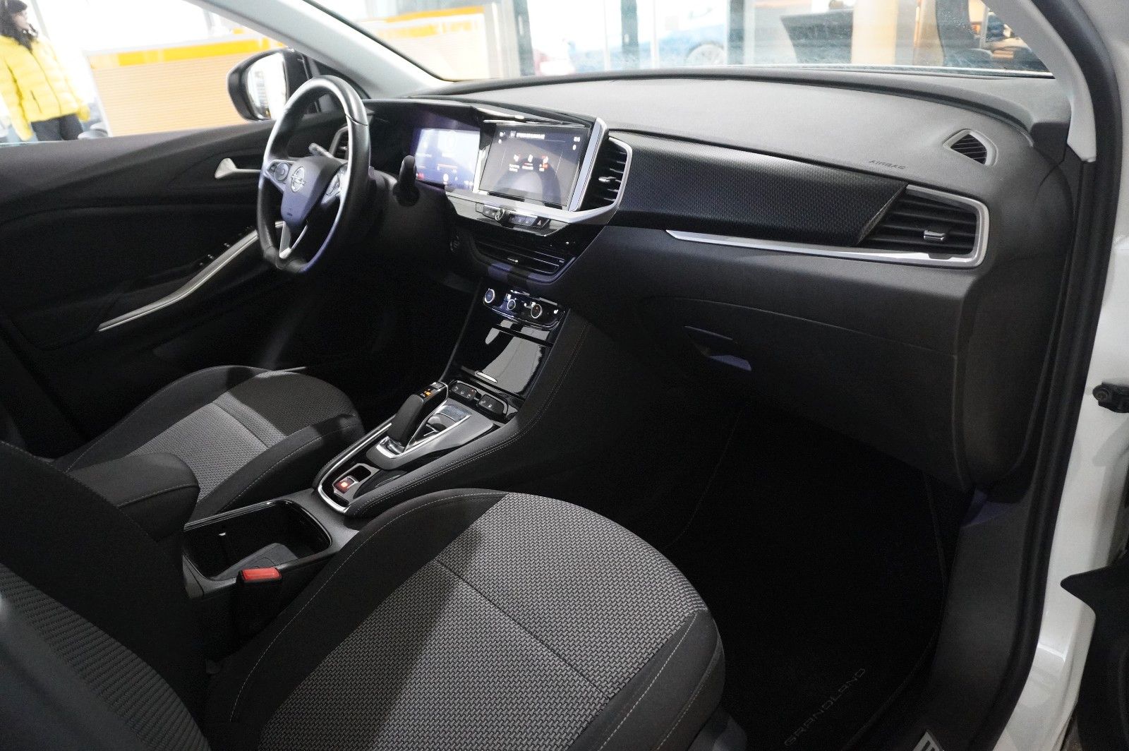 Fahrzeugabbildung Opel Grandland (X) GS LINE 4HYBRID NAVI/KAMERA/AHK