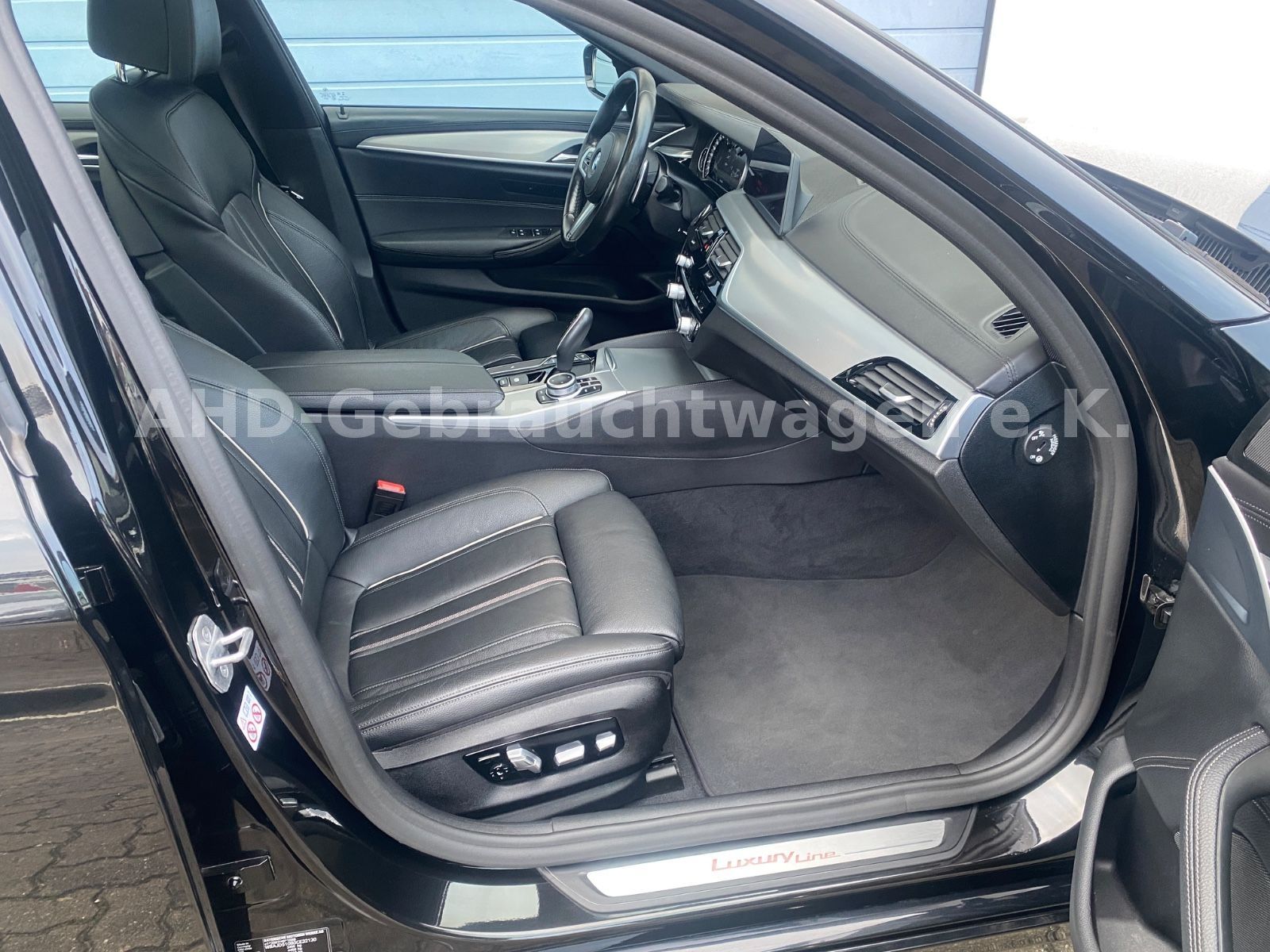 Fahrzeugabbildung BMW 540 5 Limousine 540 d xDrive Luxury Line