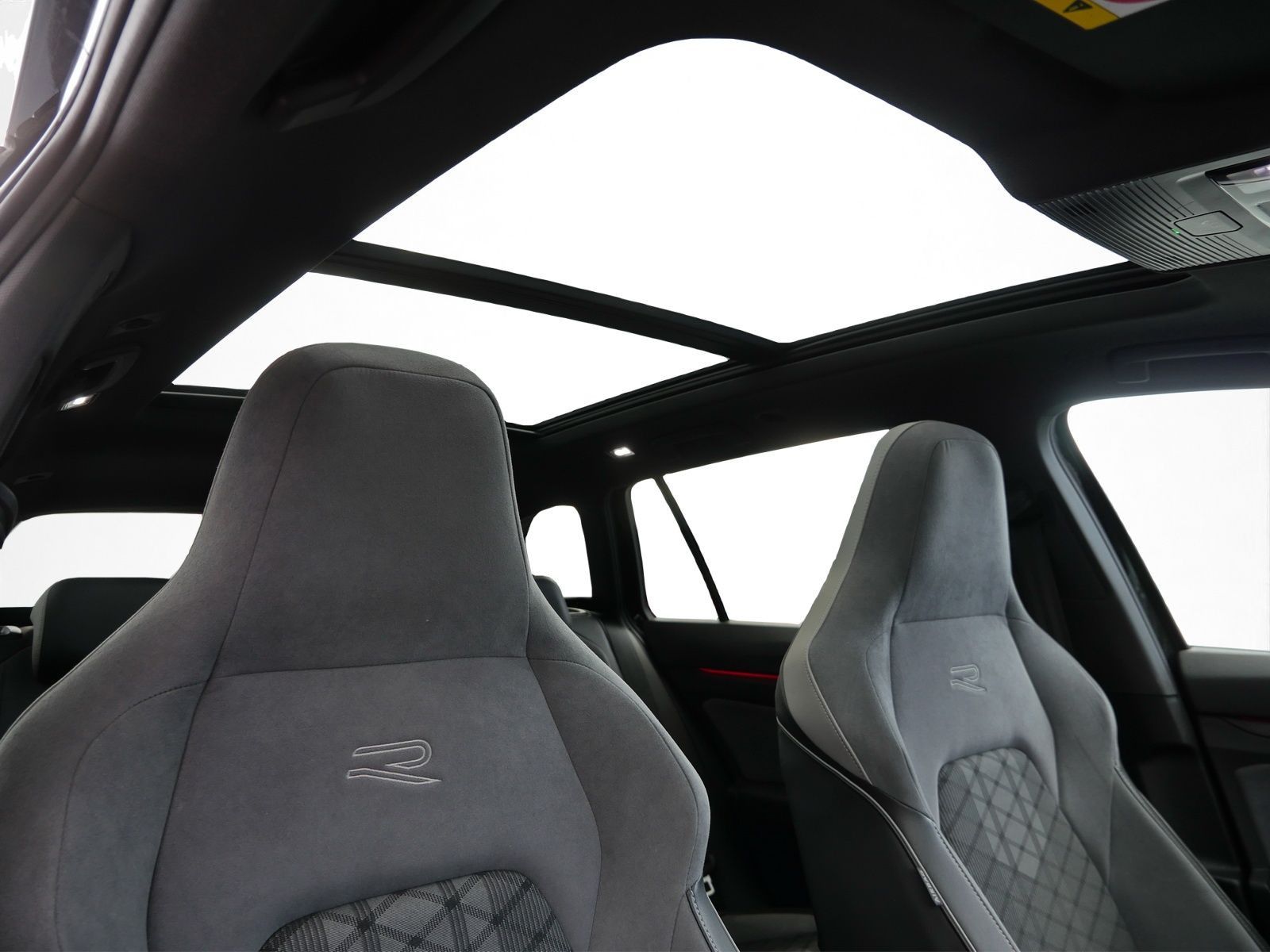 Volkswagen Golf - Bild 10