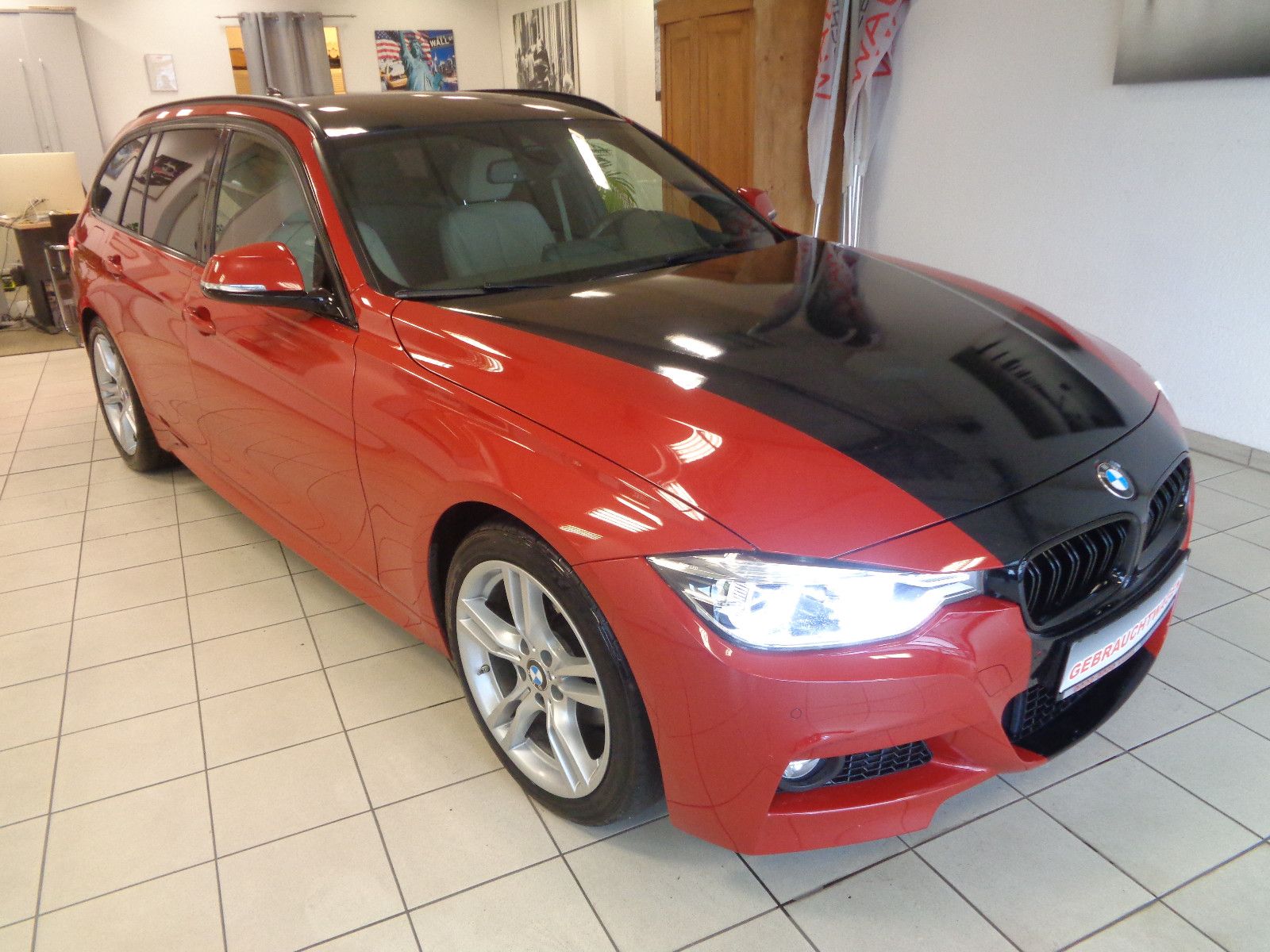 Fahrzeugabbildung BMW 320d  Touring  M Sport/1.HAND/SCHECKHEFTGEPFLEGT