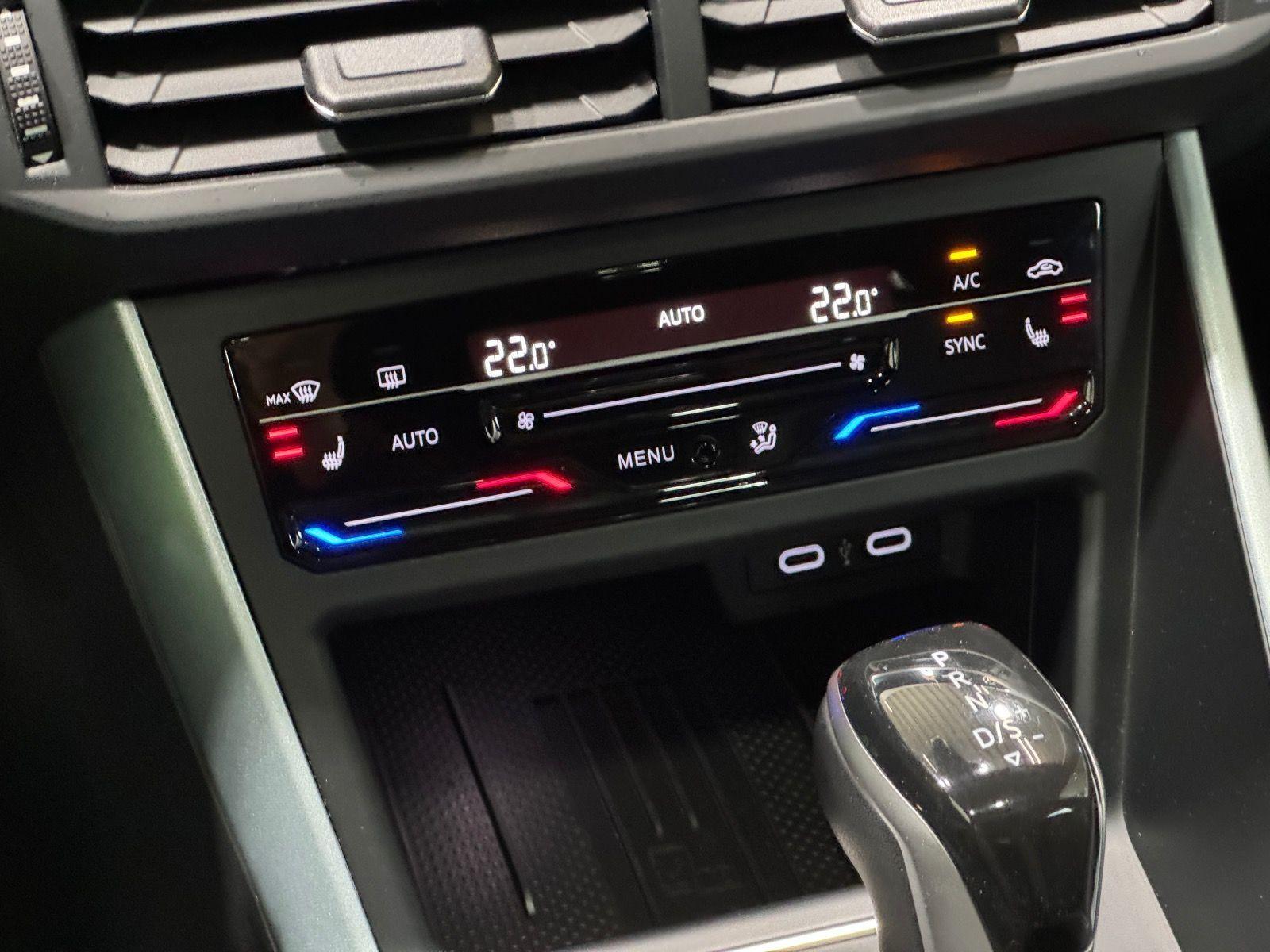 Volkswagen Taigo Goal 1.0 TSI DSG | AHK PANO NAVI ACC RÜKA