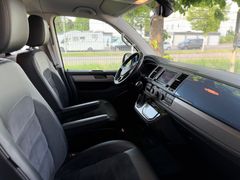 VW T6 Multivan /DSG/2xEL.SCHTÜR/AHK/ACC/LED/MEMORY