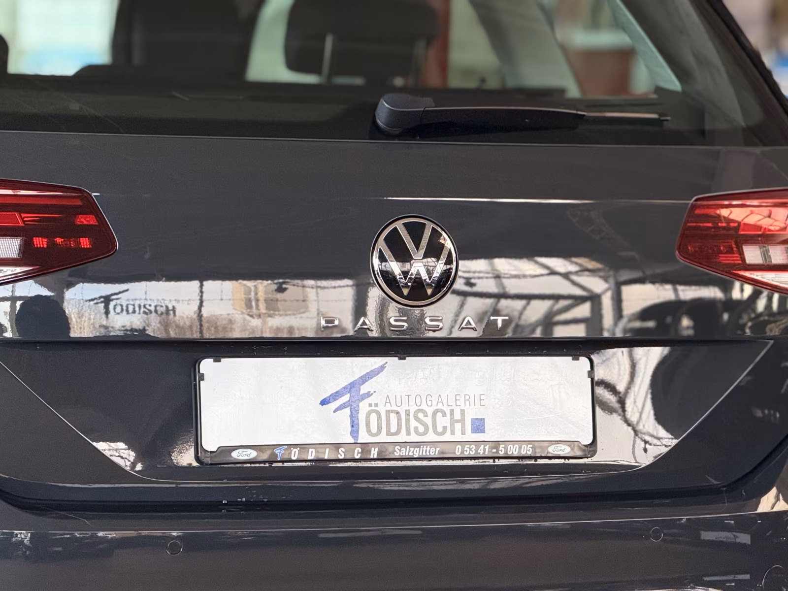 Volkswagen Passat Passat*Variant*2.0 TDI*R-LINE*DSG*VIRTUAL*CAM*LM, миниатюра 12