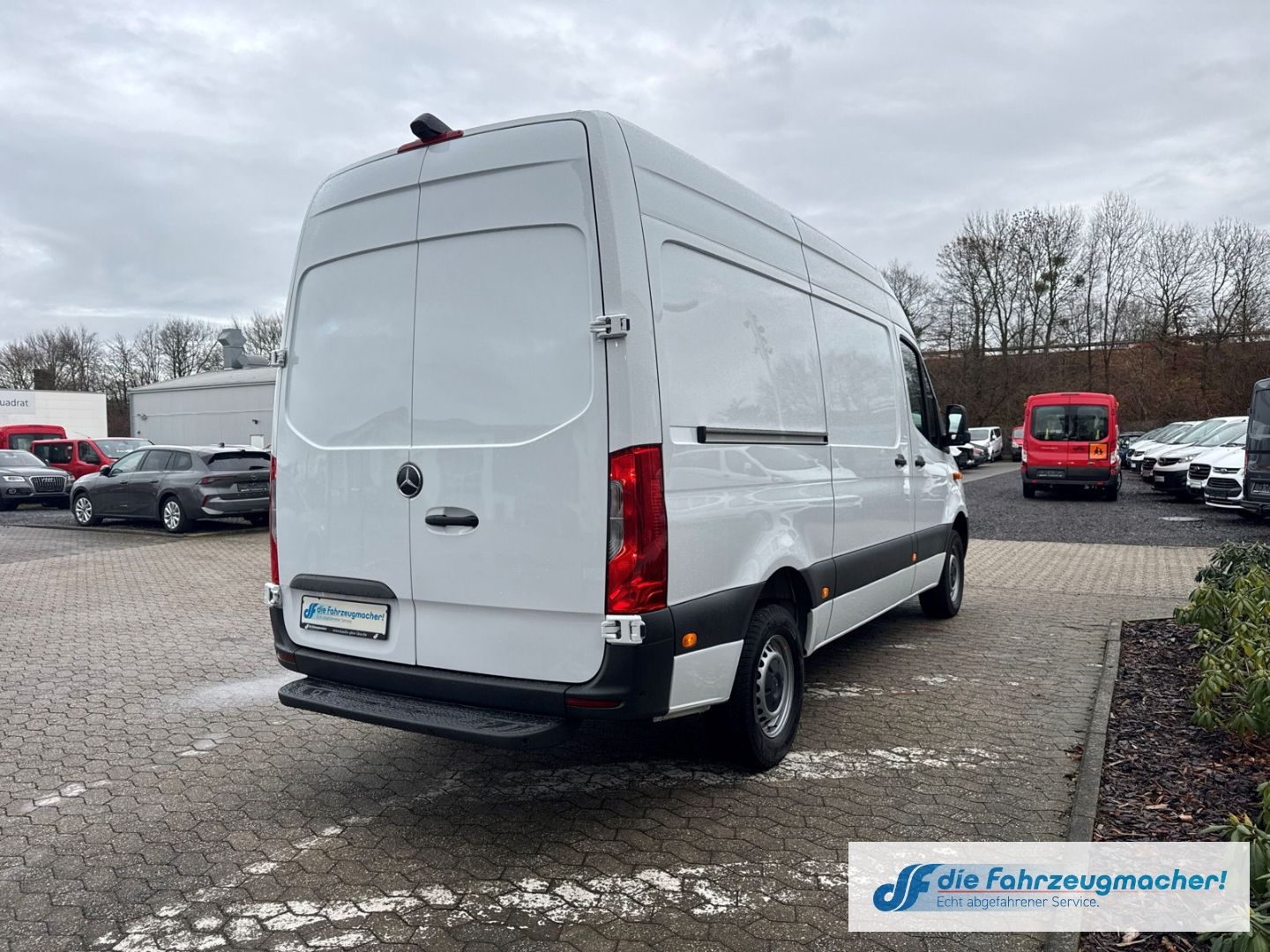 Fahrzeugabbildung Mercedes-Benz Sprinter III Kasten RWD AWD 317  CDI L2  Navi 36