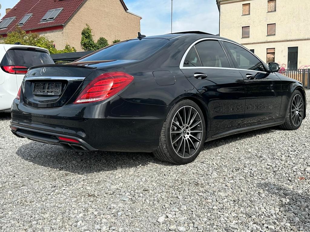 Mercedes-Benz S 400