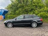 Skoda Superb 2 3T Kombi 4x4 - Skoda Superb aus 2011: Kombi
