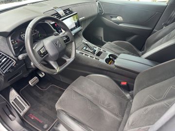 DS DS7 Crossback Performance Line, Bild 11