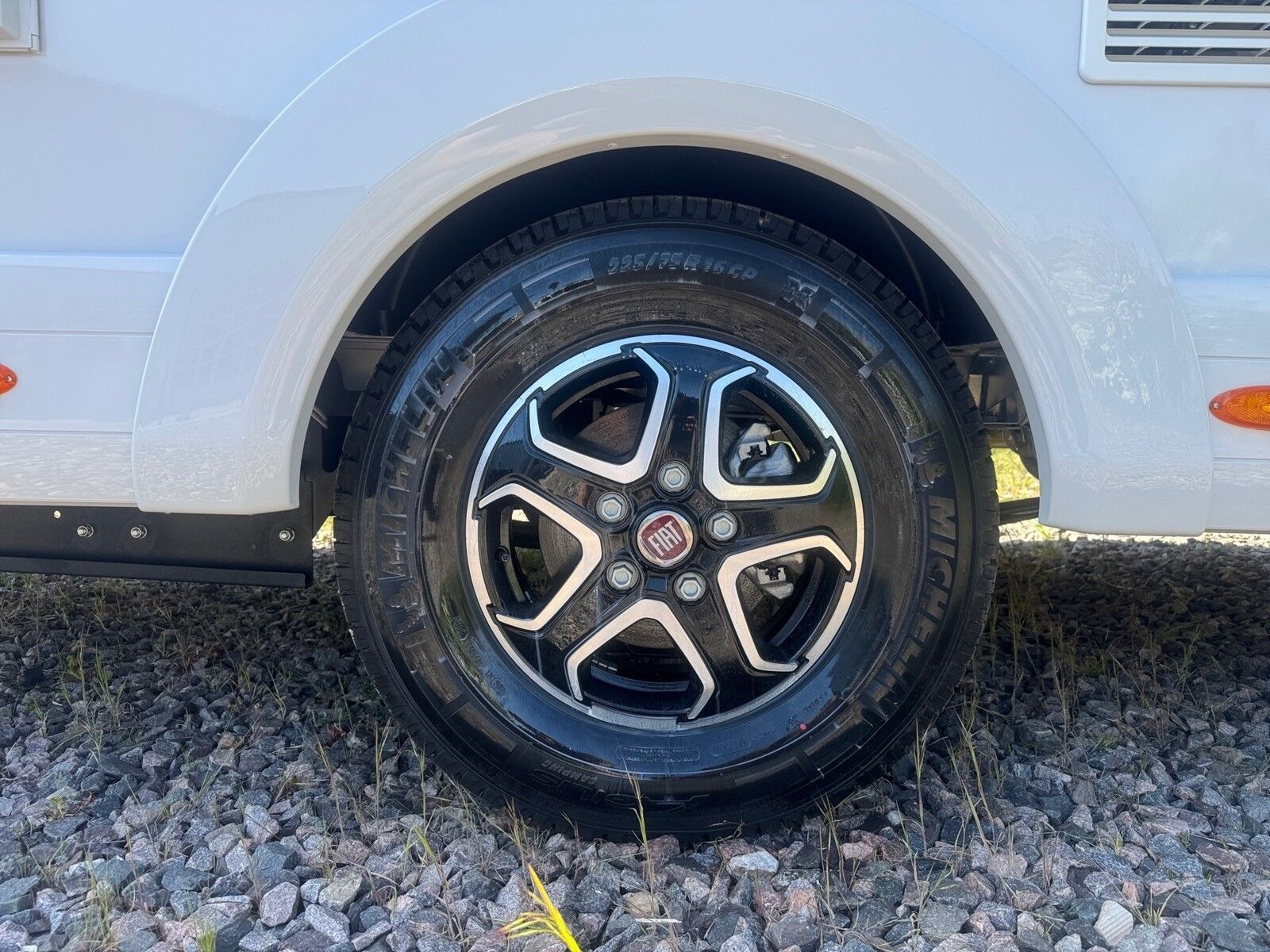 Fahrzeugabbildung Eura Mobil Profila RS PRS 720 QF AHK Autom. Fahrassistenz