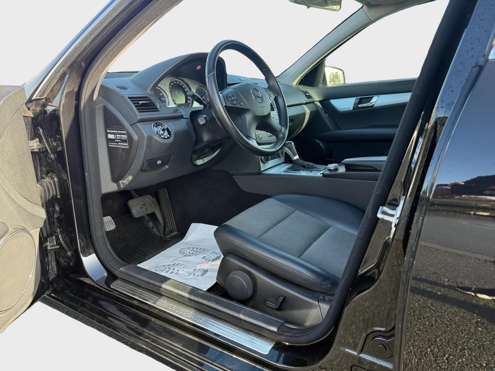 Mercedes-Benz C180 2008 — photo 12