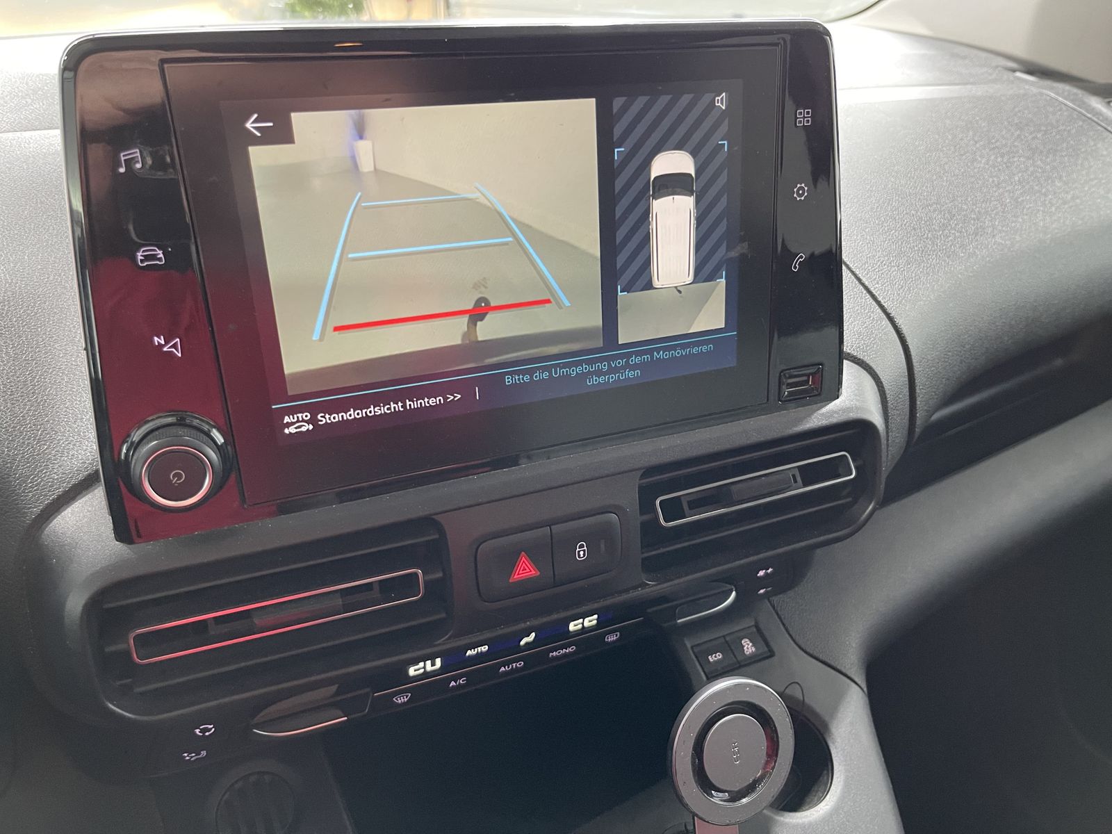 Fahrzeugabbildung Citroën Berlingo Feel XL*7 Sitzer*AHK*LED*Navi*Cam*Klima