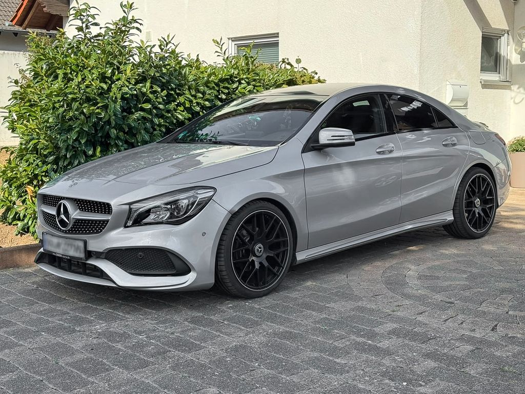 Image of Mercedes-Benz CLA 200