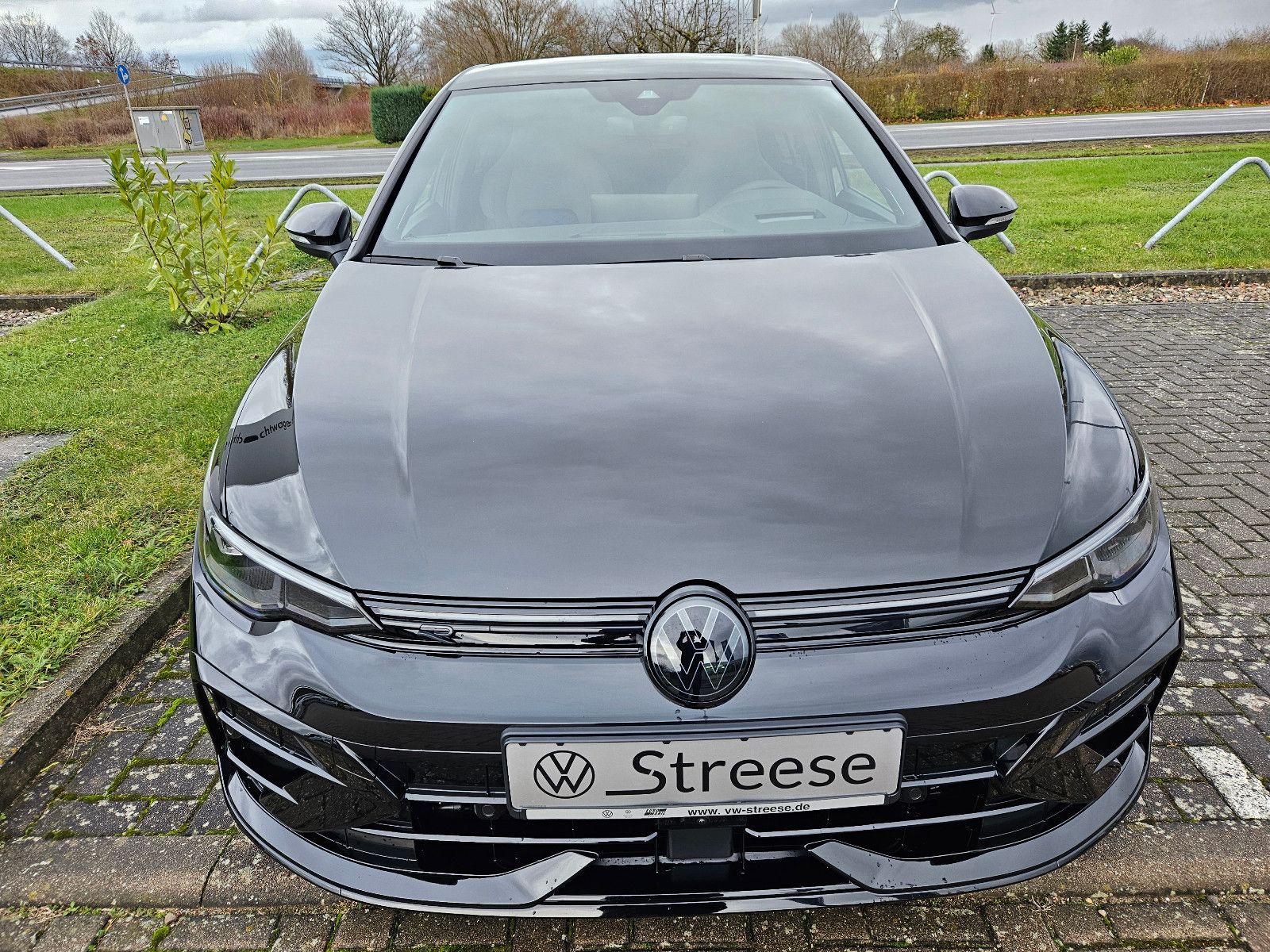 Volkswagen Golf R foto 4