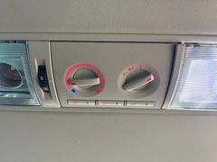 Fahrzeugabbildung Volkswagen T5 Multivan 140PS DSG Navi Klima Sitzh Xenon 7Si