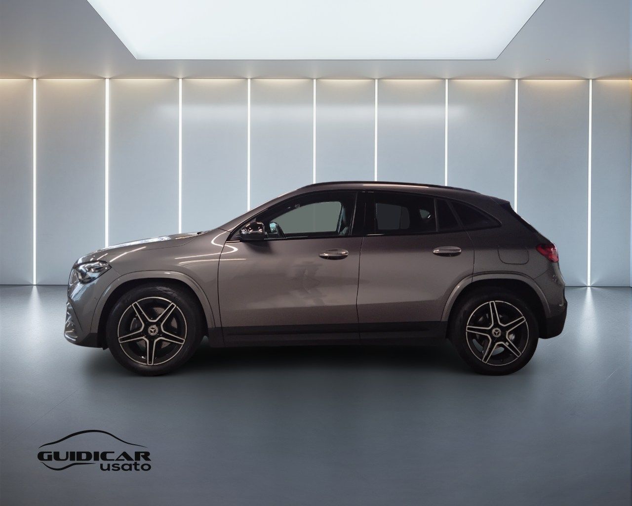 Mercedes-Benz GLA-H247 2023 - GLA 200 d AMG Line imagem 3
