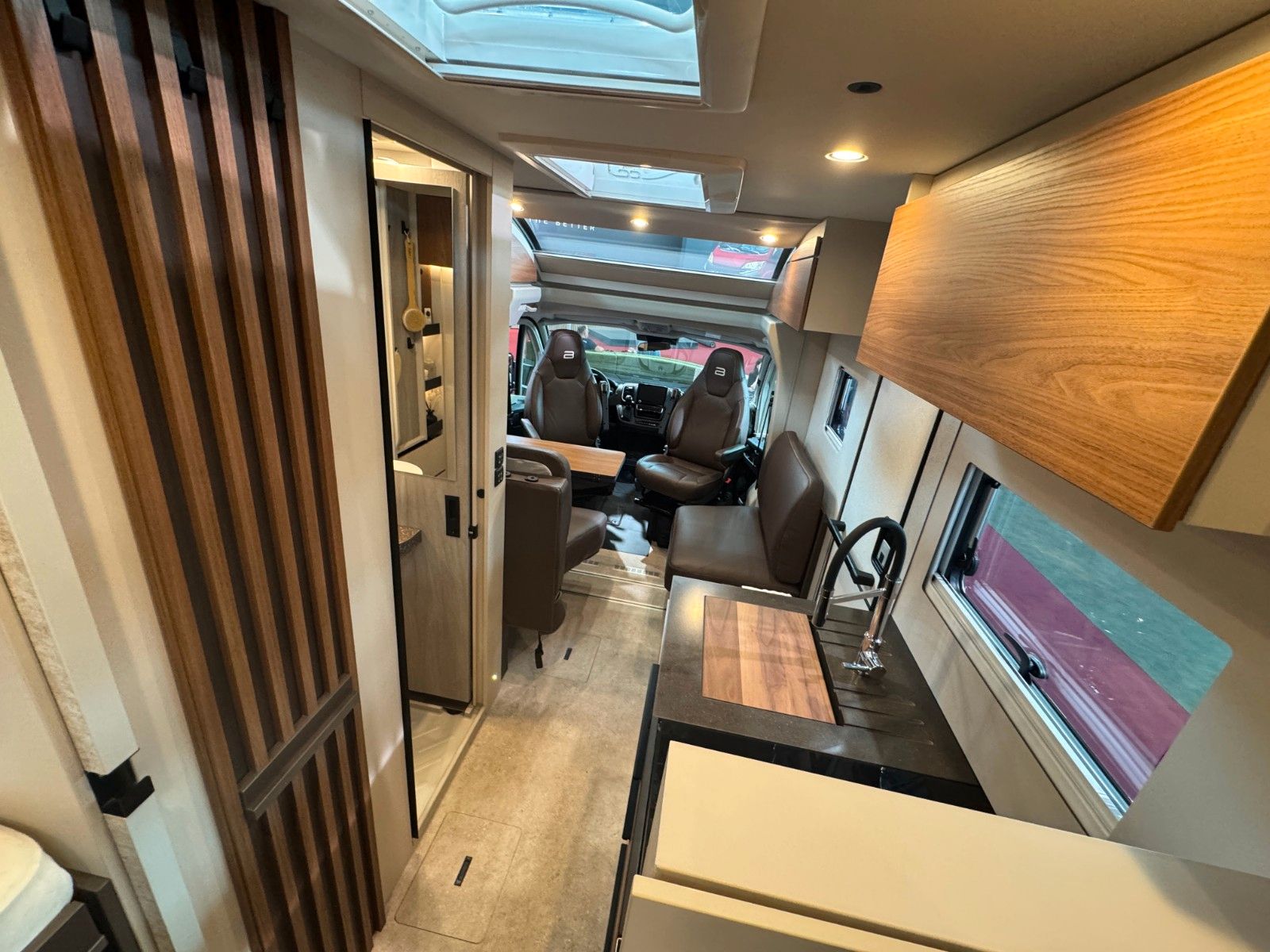 Fahrzeugabbildung Bürstner Signature SFT 7.0 NEUHEIT MODELL 2026!