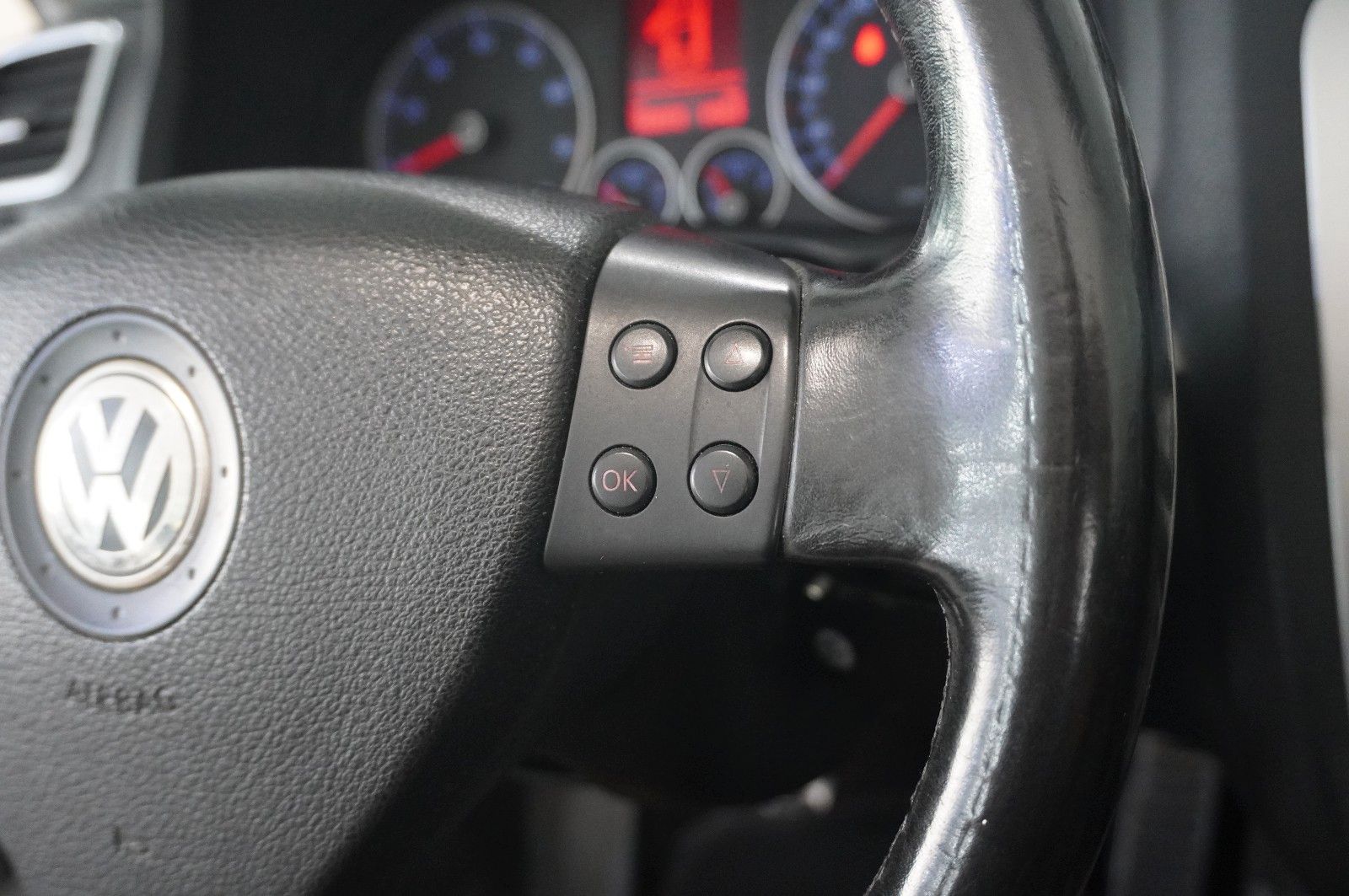 Fahrzeugabbildung Volkswagen Eos 2.0 FSI CABRIO SPORT/XENON/PDC/SHZ/LEDER