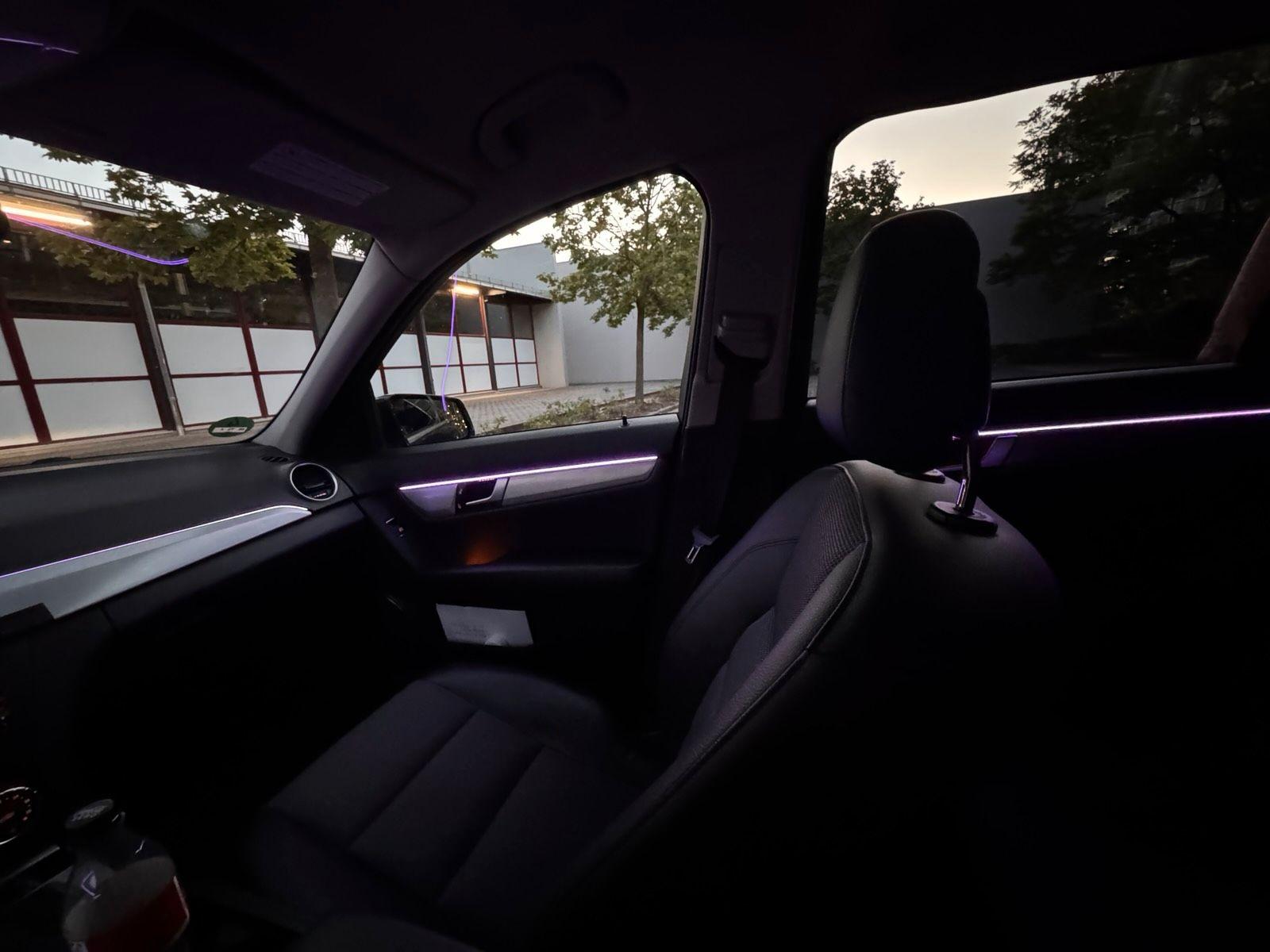 Mercedes-Benz C200 2011 — photo 9