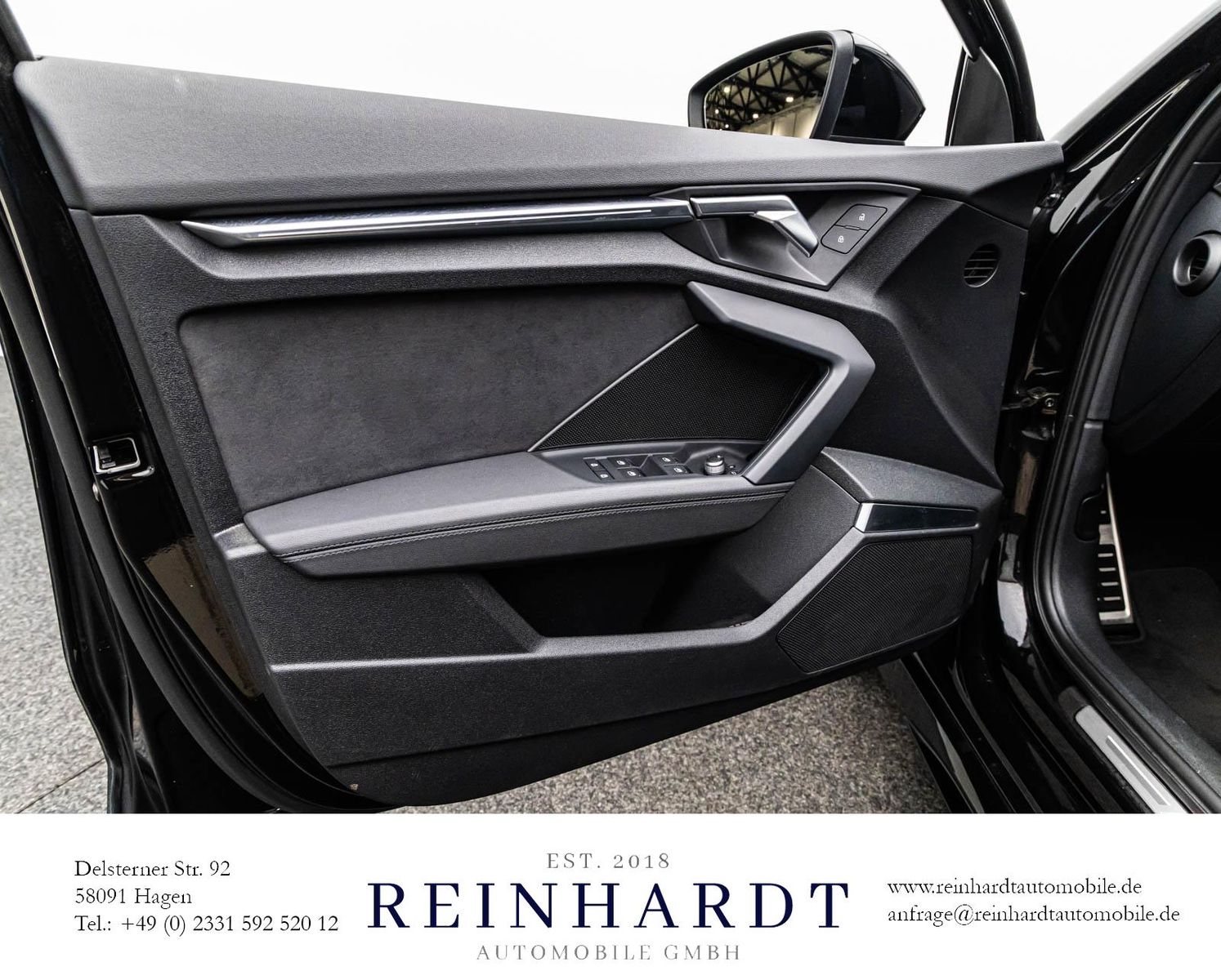 Audi RS3 LIMOUSINE ALL-BLACK/19Z./MTRX/RS-AGA/280KM/H foto 14